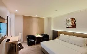Orchardz Hotel Industri Jakarta Kemayoran